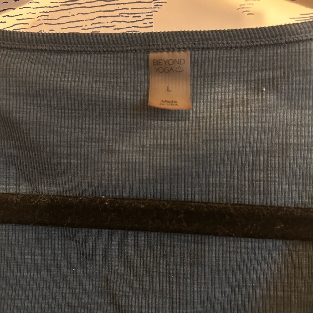 Beyond Yoga • Knotted Scoop Neck Tank Top - Picture 5 of 7